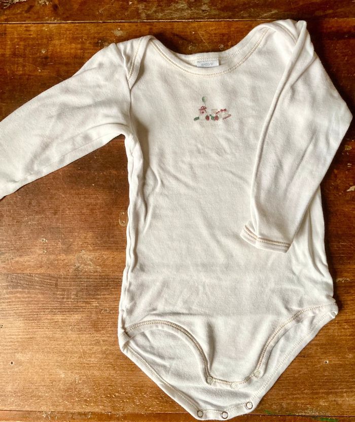 Lot de 3 bodies ML 18 mois Petit Bateau absorba - photo numéro 4