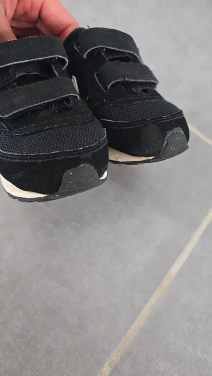 Basket nike noir et blanche - photo numéro 4