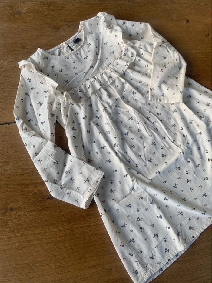 Robe velours fleuri 8 ans - photo numéro 2