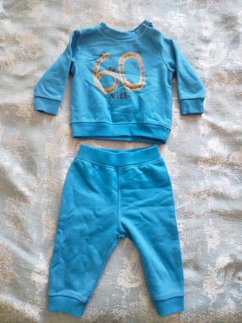 Ensemble bleu garçon