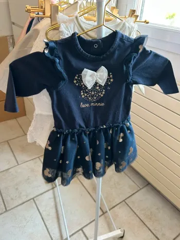 Jolie robe Minnie Orchestra taille 9 mois en parfait état