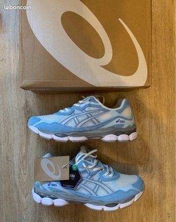 ASICS NYC GEL BLEU TAILLE 43.5