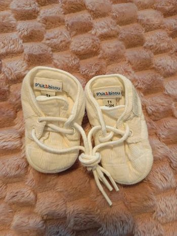 Chausson petit bisou 1/3m comme neuf