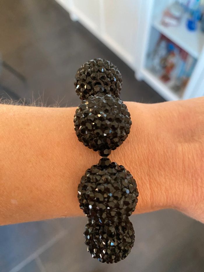 Bracelet en perles noires avec strass noirs - photo numéro 4