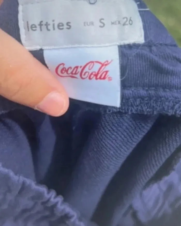 Jogging Coca-Cola femme bon état taille S - photo numéro 6