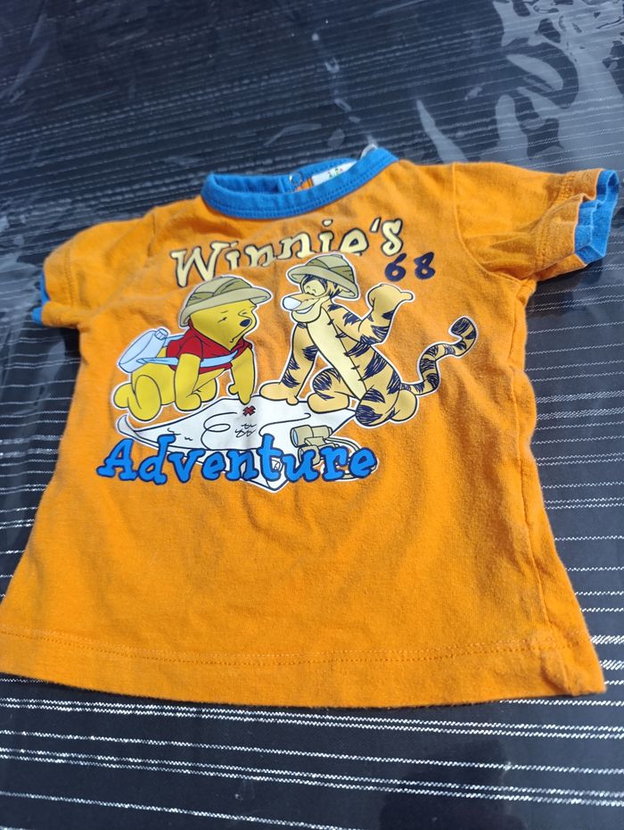 Lot d'une chemise et un tee shirt winnie 6 mois - photo numéro 3