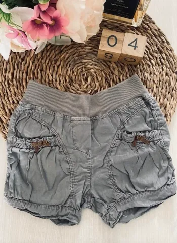 Short kaki