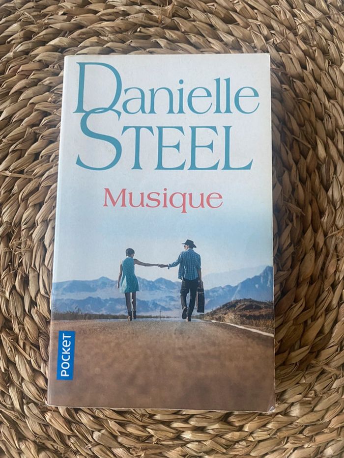 Danielle STEEL Musique - photo numéro 2