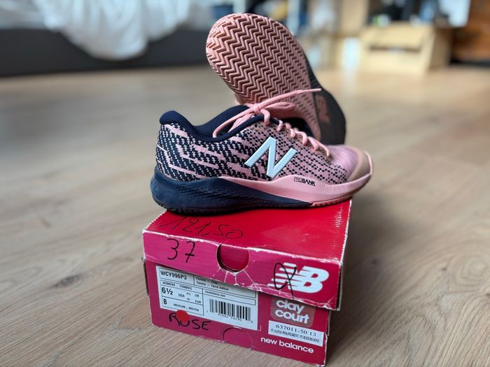 Baskets de tennis spéciales terre battue 37 - photo numéro 2