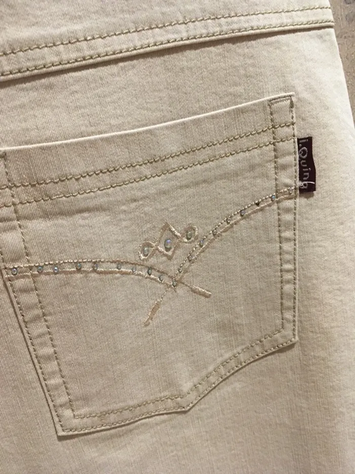 Superbe pantalon jamais porté en 42 avec étiquettes - photo numéro 5