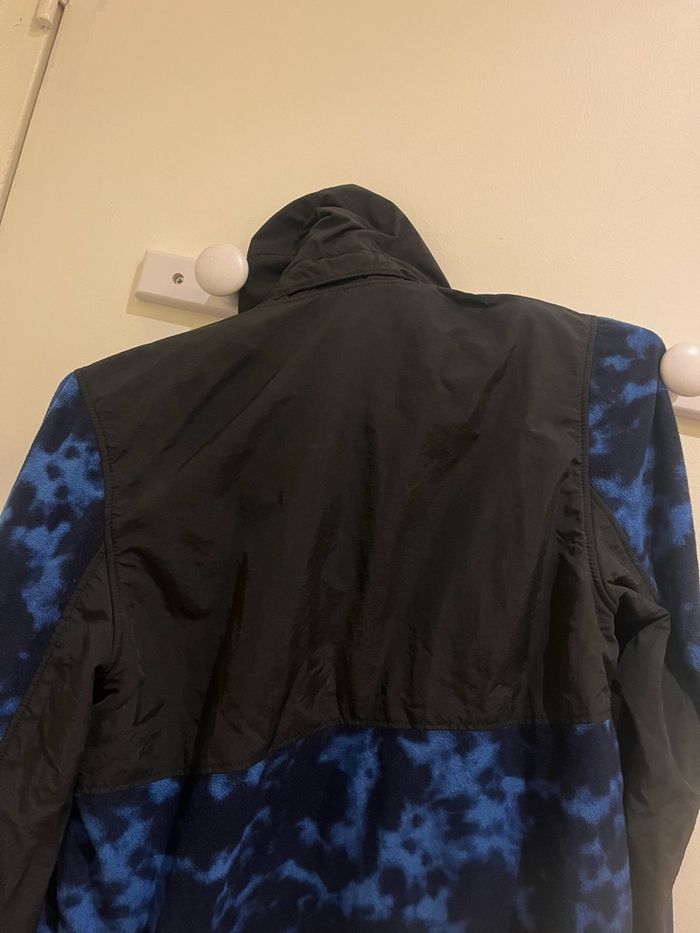 Veste coupe vent à capuche bleue et noire h&m taille 13-14 ans - photo numéro 8