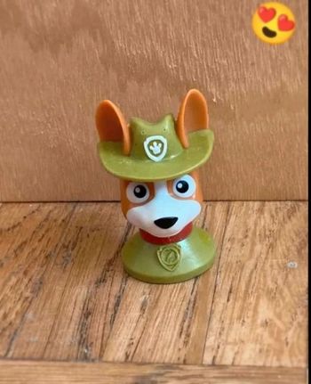 Figurine