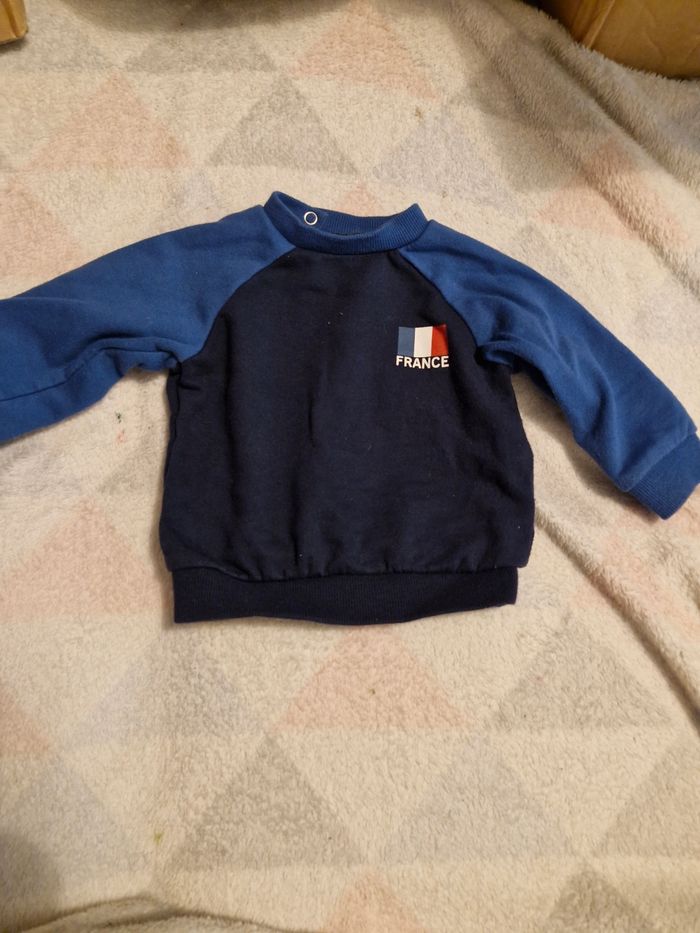 Lot 2 pull 6 mois - photo numéro 3