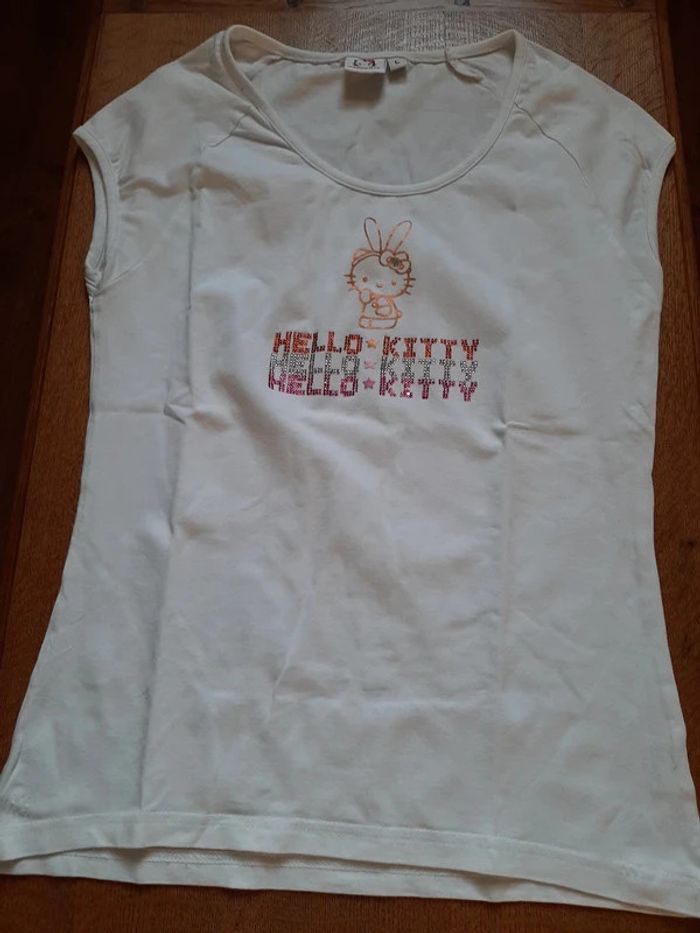 tee shirt manches débardeur Hello Kitty