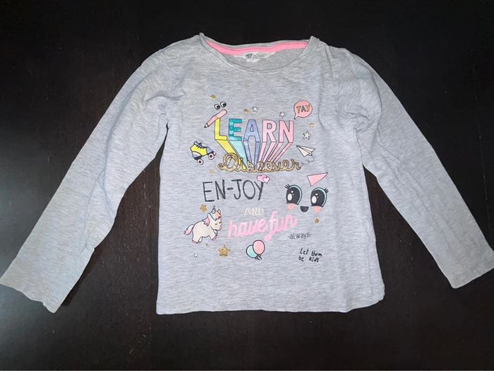Lots teeshirts manches longues 4 ans - photo numéro 8