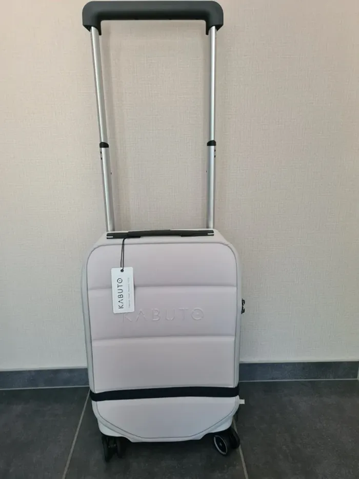 Valise connectée kabuto