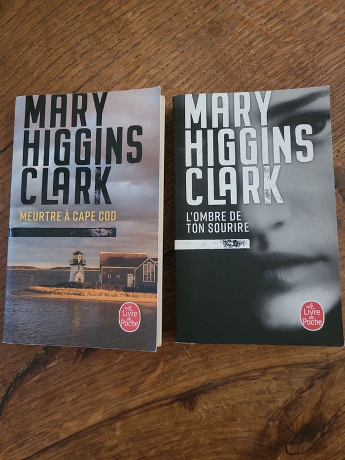 Lot 2 Mary Higgins Clark