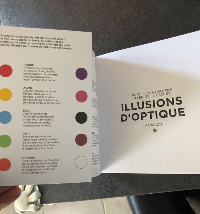 Petit livre à colorier et pensées à méditer Illusion d’optique Neuf - photo numéro 3