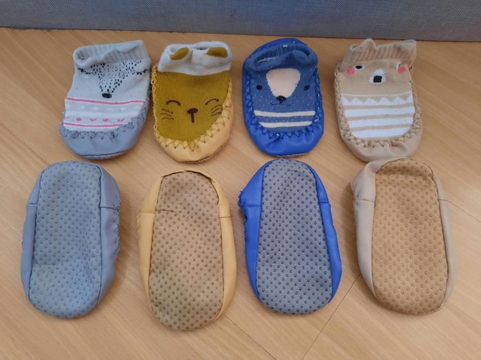 Lot de chaussons 12-18 mois - photo numéro 2