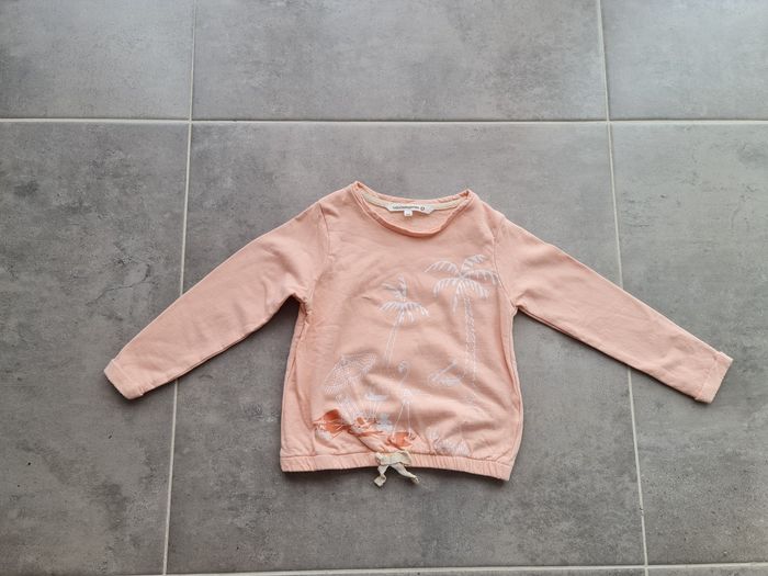 Haut lulu castagnette 4 ans neuf