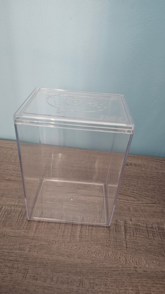 6 boîtes de protection Funko