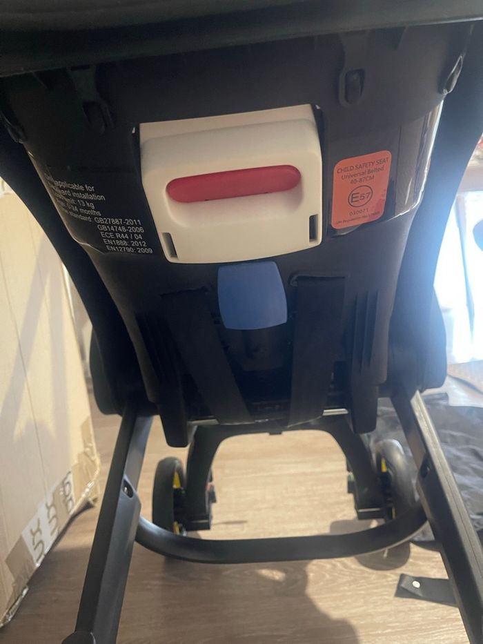 Poussette type Doona - photo numéro 4