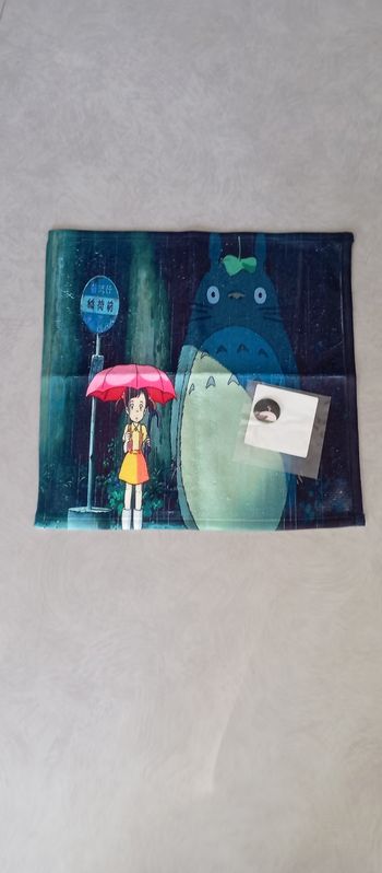 Lot essuie-mains et bagde Totoro