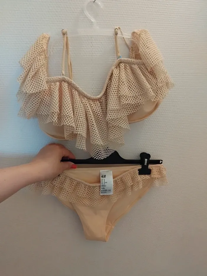Maillots de bains deux pièces H&M haut 44 et bas 40 - photo numéro 10