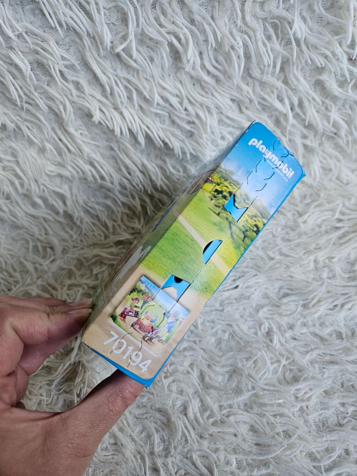 Jouet - jeux de construction playmobil 70194 petite fille et grand mere - Neuf - photo numéro 3