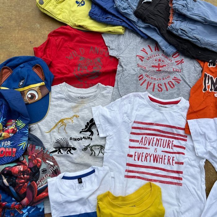 Lot vêtements été garçon 4 ans - photo numéro 2