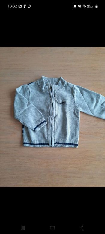Gilet zippé 6 mois