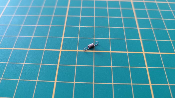 Ressort 61I n°61 pièce détachée Renault R8 Gordini 1/8 1/8ème Eaglemoss collections #A67