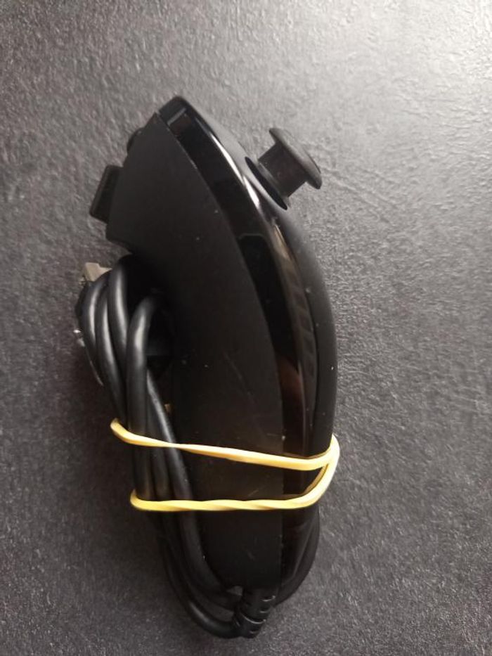 Nintendo - Wii - Nunchuk - photo numéro 2