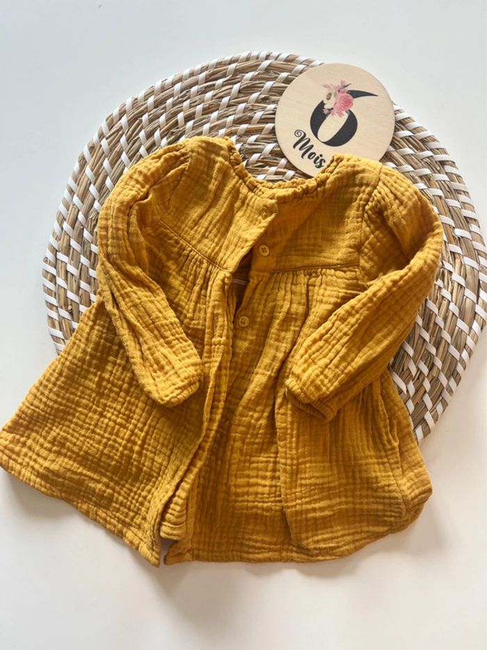 Robe jaune moutarde - neuve - 6 mois - photo numéro 2