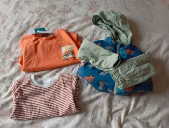 Lot vêtements neufs