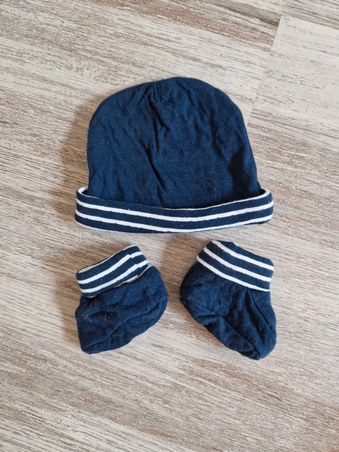 Ensemble bonnet - chausson naissance