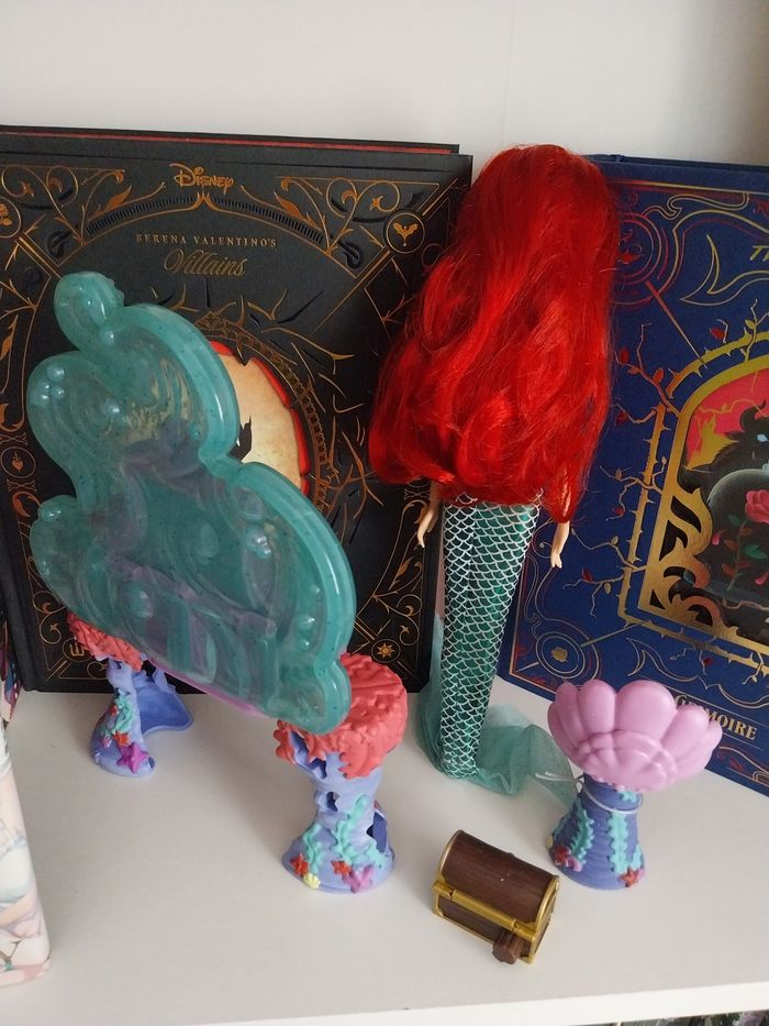 Poupée Ariel en sirène et sa coiffeuse vanity set- Coffret Disney La Petite Sirène - photo numéro 5