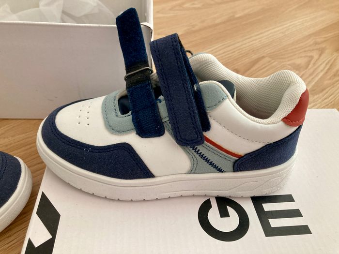 Baskets pointure 27 - photo numéro 9