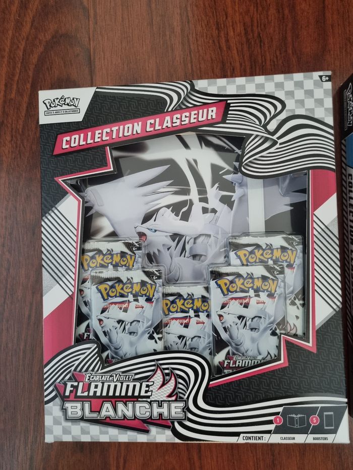 2  coffrets pokemon ev10.5 - photo numéro 2