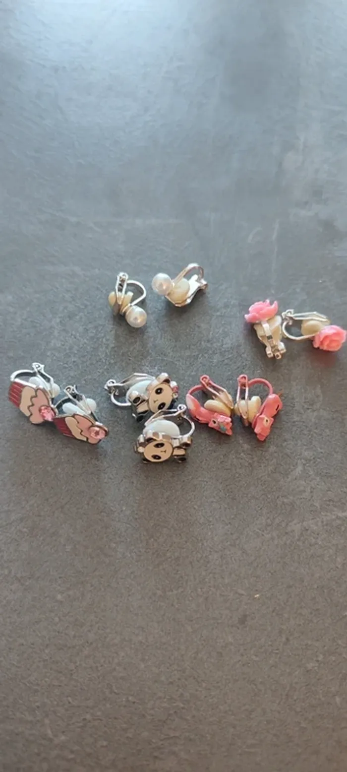 Boucles d'oreilles pincées