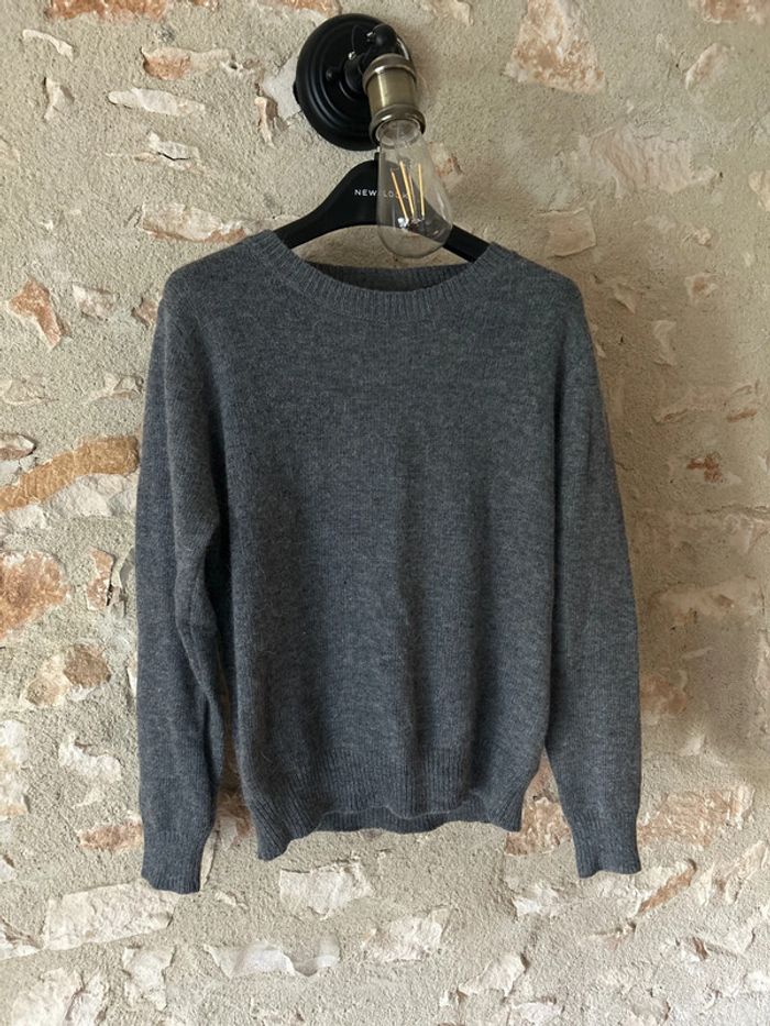 Pull dos nu