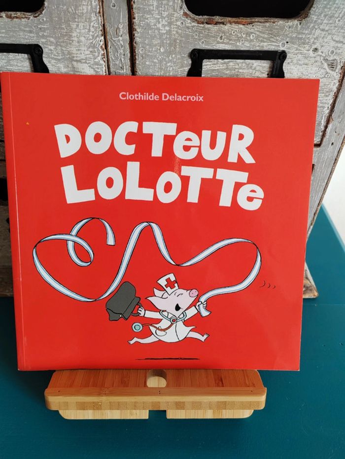 📚Docteur Lolotte Clothilde Delacroix - photo numéro 1