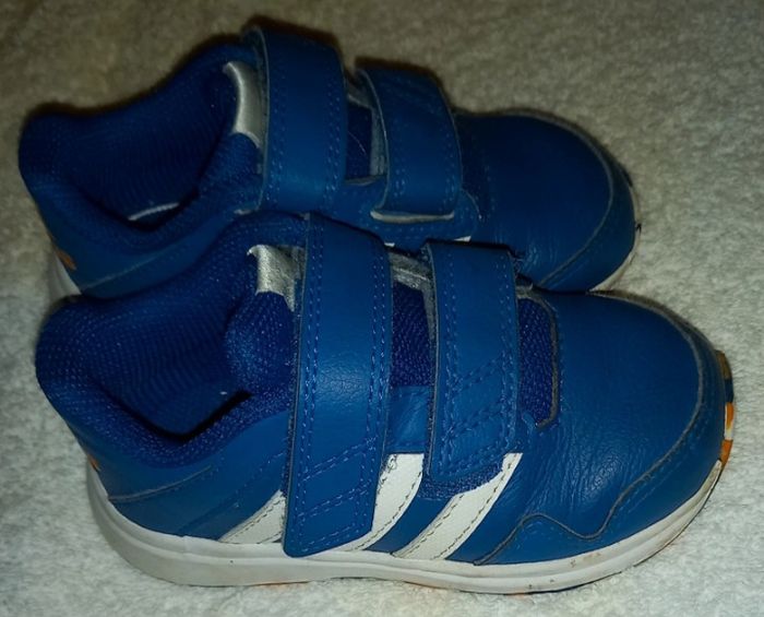 Basket garçon t 22 - photo numéro 3