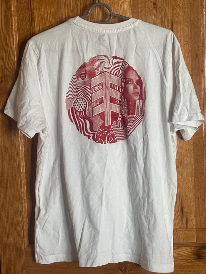 T-shirt élément - photo numéro 2