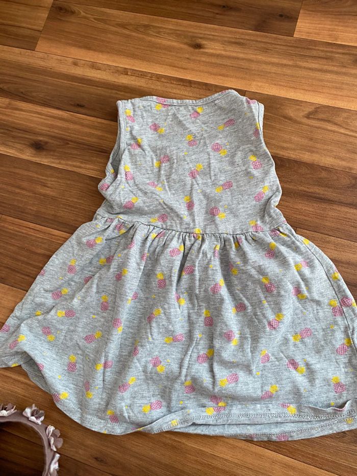 Lot robes 3 ans - photo numéro 8