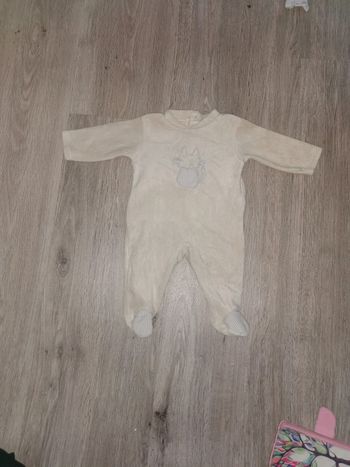 Grenouillère grain de blé 1 mois velours jaune pâle