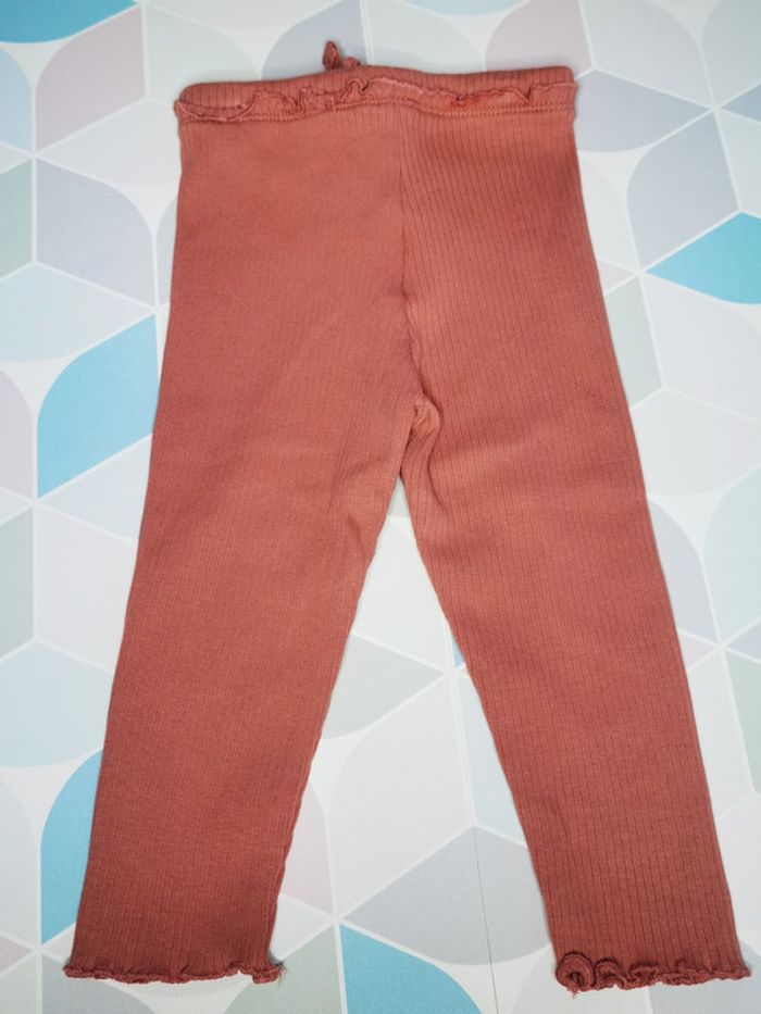 D3835 - legging fille 9 mois - photo numéro 2