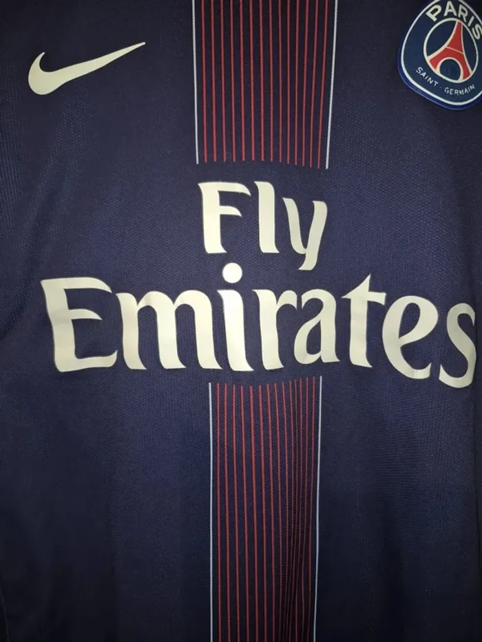 Maillot de foot nike PSG en excellent état vintage - photo numéro 2
