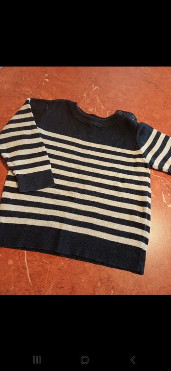 Pull bébé taille 12 mois