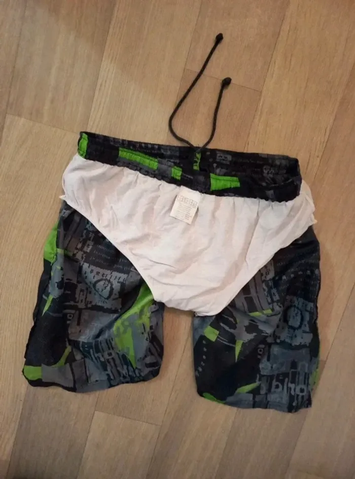 Short polyester - photo numéro 7
